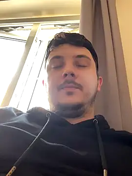 XXKieran online show from October 22, 2025, 12:15 pm