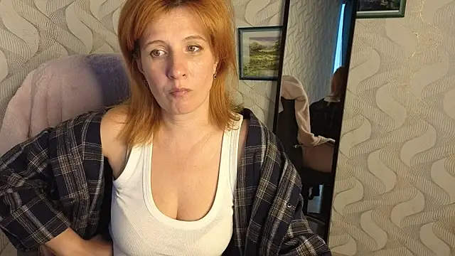 Elannaria online show from September 25, 2025, 3:51 pm
