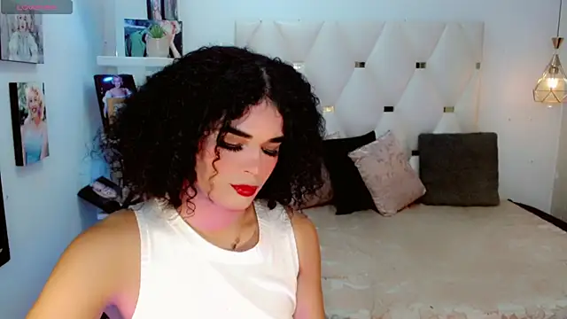 Veronica Misst  online show from September 16, 2025, 12:28 pm
