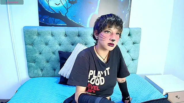 IsabelCortezz online show from October 4, 2025, 11:56 am