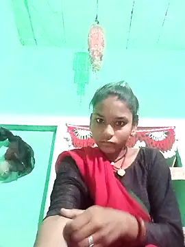 Idhika Jha online show from October 16, 2025, 10:40 pm