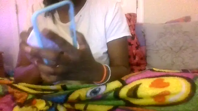 Snapshot of prettymaa chatting on October 29, 2025, 5:50 am prettymaa online show from October 29, 2025, 5:50 am