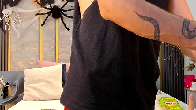 Snapshot of NikoStone_ chatting on November 2, 2025, 4:50 am NikoStone online show from November 2, 2025, 4:50 am