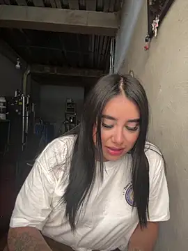 Sophie Dreamss online show from April 21, 2026, 9:21 pm