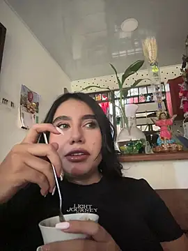 Snapshot of Sophie_Dreamss chatting on July 12, 2026, 8:42 pm Sophie Dreamss online show from July 12, 2026, 8:42 pm