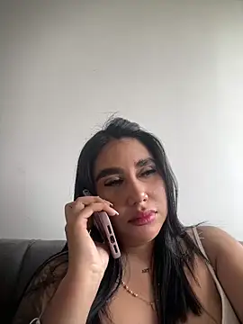 Sophie Dreamss online show from April 23, 2026, 9:49 pm
