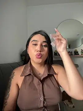 Snapshot of Sophie_Dreamss chatting on July 18, 2026, 10:18 pm Sophie Dreamss online show from July 18, 2026, 10:18 pm