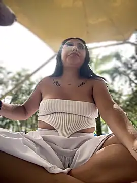 Snapshot of Sophie_Dreamss chatting on October 29, 2025, 7:35 pm Sophie Dreamss online show from October 29, 2025, 7:35 pm