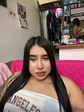 Snapshot of Sophie_Dreamss chatting on July 13, 2026, 9:47 pm Sophie Dreamss online show from July 13, 2026, 9:47 pm