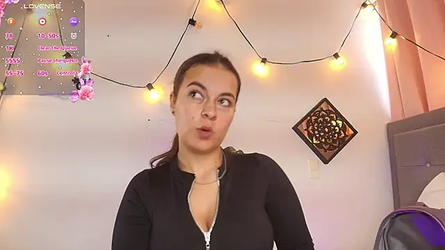 Greta Blaze online show from October 8, 2025, 7:25 pm