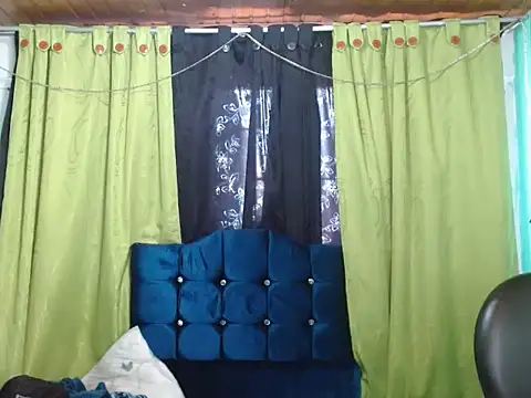 Snapshot of canelasexy_1 chatting on July 31, 2026, 7:33 pm canelasexy 1 online show from July 31, 2026, 7:33 pm
