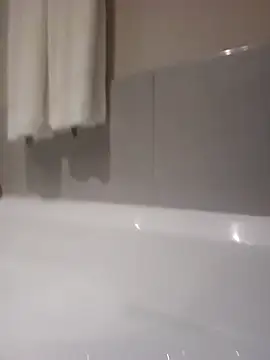 trickyOne online show from December 20, 2025, 8:33 pm