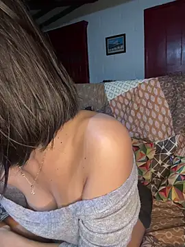 Thais kim online show from February 28, 2026, 1:38 am