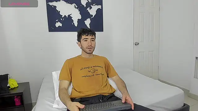 Hot Maiky online show from September 25, 2025, 12:11 pm