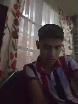 aispuro8505 online show from February 22, 2026, 5:32 am