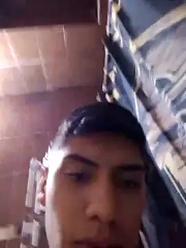 aispuro8505 online show from November 10, 2025, 4:56 pm