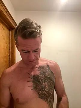 Snapshot of DILFiGuess11 chatting on September 14, 2025, 2:23 am DILFiGuess11 online show from September 14, 2025, 2:23 am