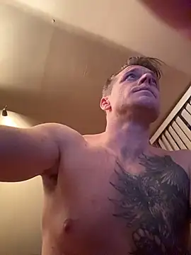 Snapshot of DILFiGuess11 chatting on February 5, 2026, 10:33 am DILFiGuess11 online show from February 5, 2026, 10:33 am