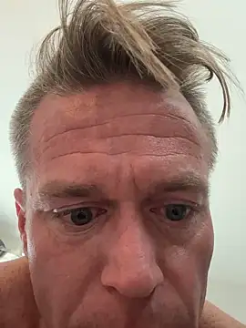 Snapshot of DILFiGuess11 chatting on September 21, 2025, 6:57 pm DILFiGuess11 online show from September 21, 2025, 6:57 pm