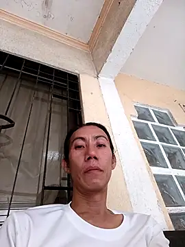 xx9inchesCOCKxx online show from November 10, 2025, 3:33 am