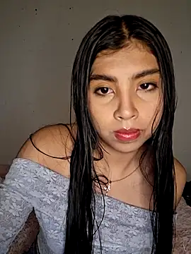 Snapshot of DianeSuns_ chatting on September 20, 2025, 2:05 am DianeSuns online show from September 20, 2025, 2:05 am