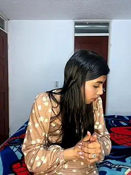 Snapshot of DianeSuns_ chatting on October 17, 2025, 2:15 am DianeSuns online show from October 17, 2025, 2:15 am