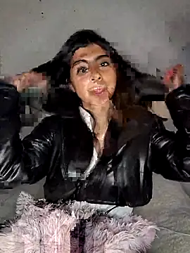 Snapshot of DianeSuns_ chatting on October 7, 2025, 2:34 am DianeSuns online show from October 7, 2025, 2:34 am