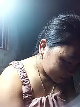 may-squirl online show from October 26, 2025, 12:38 pm