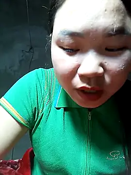 may-squirl online show from November 11, 2025, 2:39 am