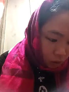 may-squirl online show from November 22, 2025, 11:09 am