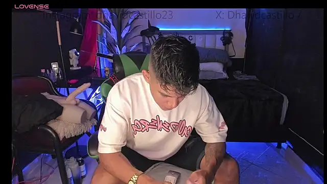 Snapshot of Jack_castell chatting on May 9, 2026, 11:08 pm Jack castell online show from May 9, 2026, 11:08 pm