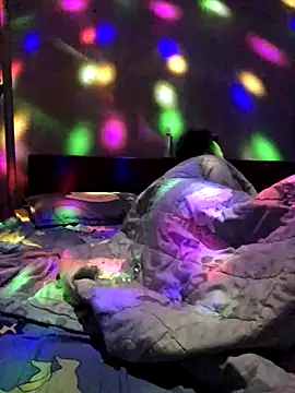 Snapshot of leehank01 chatting on November 13, 2025, 4:22 pm leehank01 online show from November 13, 2025, 4:22 pm