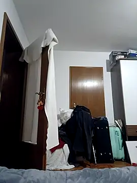 Snapshot of LiluLiluLilu chatting on April 14, 2026, 7:30 pm LiluLiluLilu online show from April 14, 2026, 7:30 pm