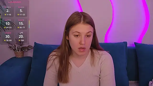 MelanieHenders online show from December 19, 2025, 5:32 am