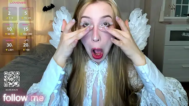 LightStar 18 online show from October 31, 2025, 9:39 am