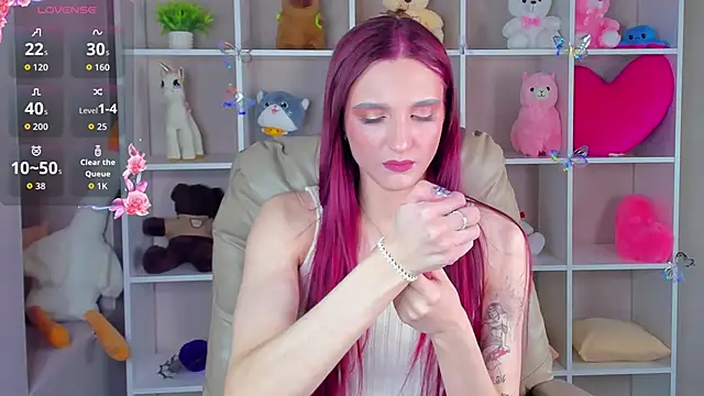 Snapshot of Alisha_Green chatting on December 1, 2025, 9:43 am Alisha Green online show from December 1, 2025, 9:43 am