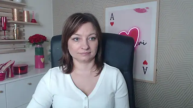 Snapshot of angelaSamt chatting on February 23, 2026, 6:36 am angelaSamt online show from February 23, 2026, 6:36 am