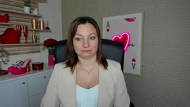 Snapshot of angelaSamt chatting on March 12, 2026, 6:28 am angelaSamt online show from March 12, 2026, 6:28 am