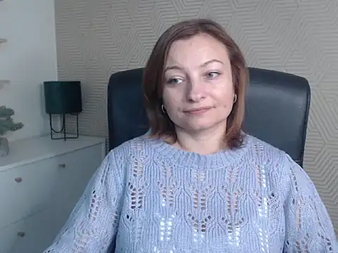 Snapshot of angelaSamt chatting on October 22, 2025, 5:29 am angelaSamt online show from October 22, 2025, 5:29 am