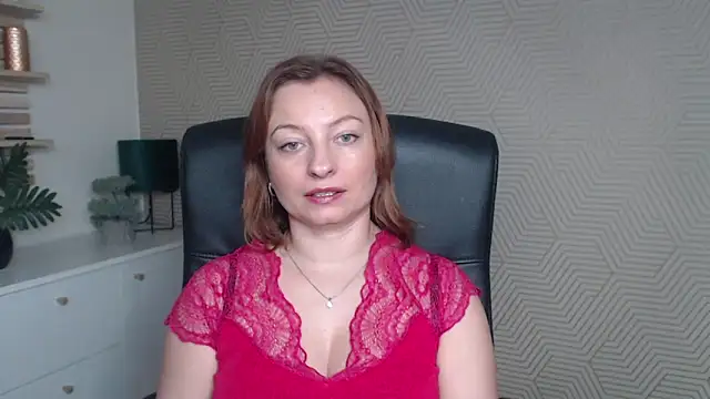 Snapshot of angelaSamt chatting on November 3, 2025, 6:51 am angelaSamt online show from November 3, 2025, 6:51 am