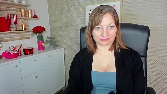 Snapshot of angelaSamt chatting on March 23, 2026, 6:35 am angelaSamt online show from March 23, 2026, 6:35 am