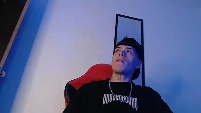 Anhonymus  online show from September 10, 2025, 4:22 am