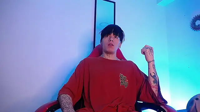 Anhonymus  online show from November 11, 2025, 3:45 am