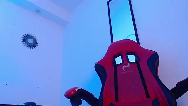 Anhonymus  online show from September 27, 2025, 4:13 pm