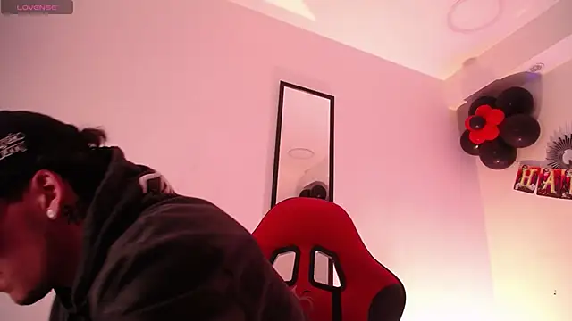 Anhonymus  online show from October 12, 2025, 3:52 am