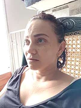 Snapshot of Amanda39 chatting on February 24, 2026, 5:25 pm Amanda39 online show from February 24, 2026, 5:25 pm