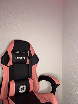 Snapshot of Dakota-Lona chatting on March 19, 2026, 9:37 pm Dakota-Lona online show from March 19, 2026, 9:37 pm