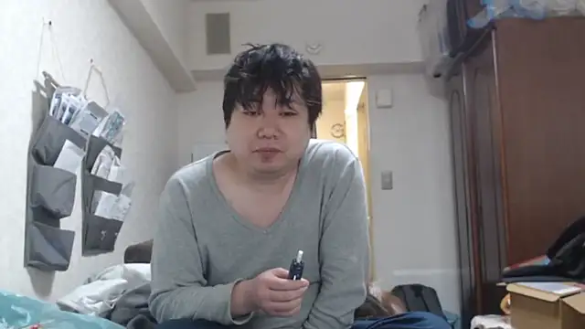 Snapshot of raterate555 chatting on March 8, 2026, 3:21 am raterate555 online show from March 8, 2026, 3:21 am