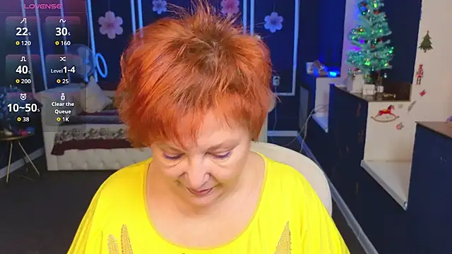 Kira Kenett online show from December 23, 2025, 6:45 am