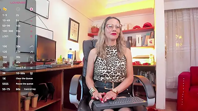 Snapshot of GretaVoss_ chatting on June 9, 2026, 8:10 pm GretaVoss online show from June 9, 2026, 8:10 pm